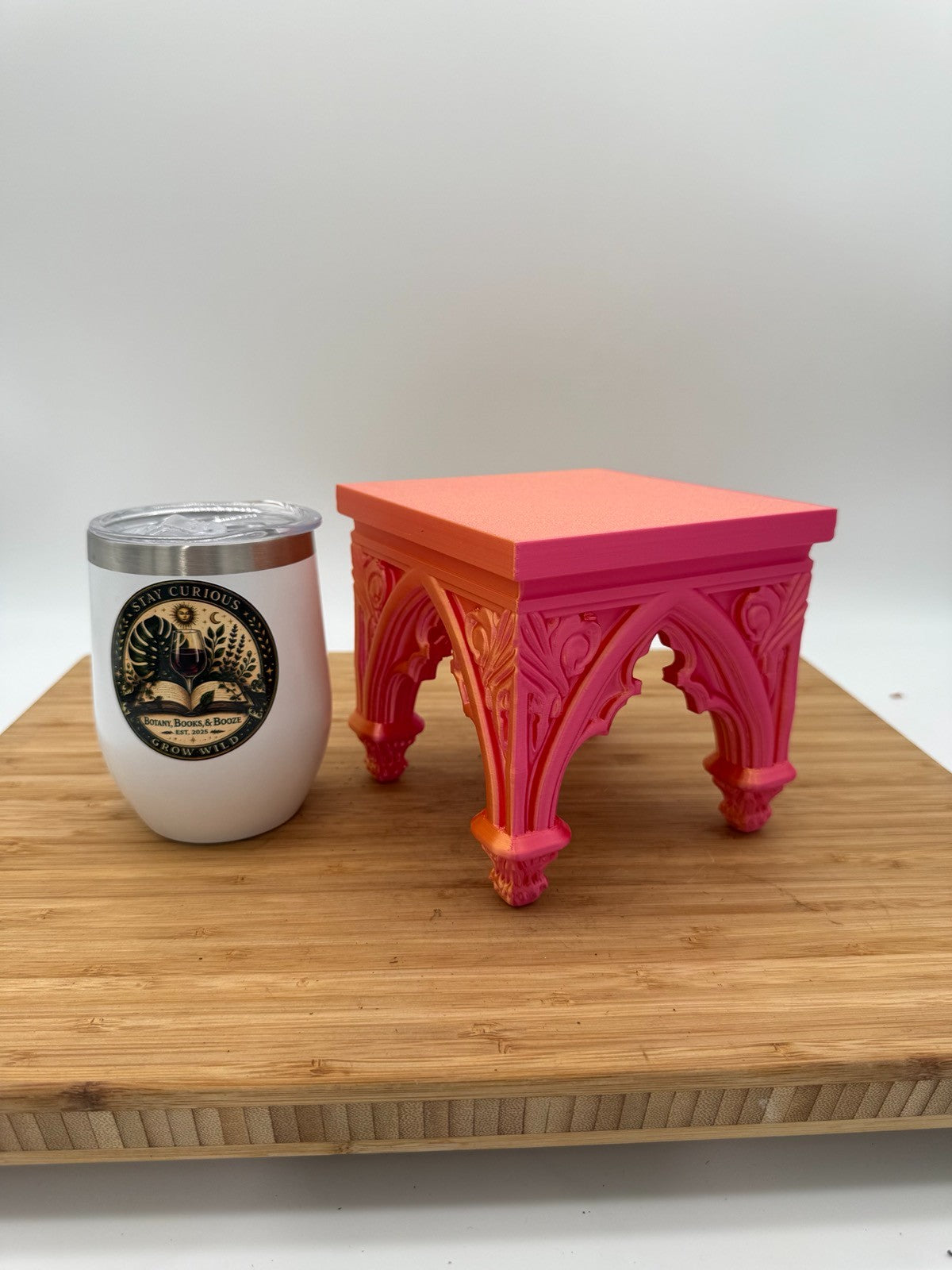 3D printed Gothic Plant Stand