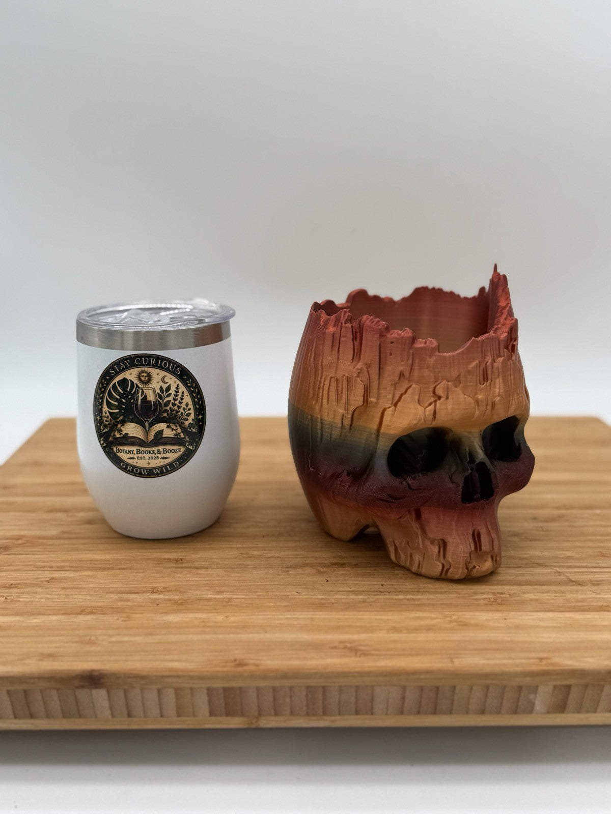 Cracked Skull 3D Pot